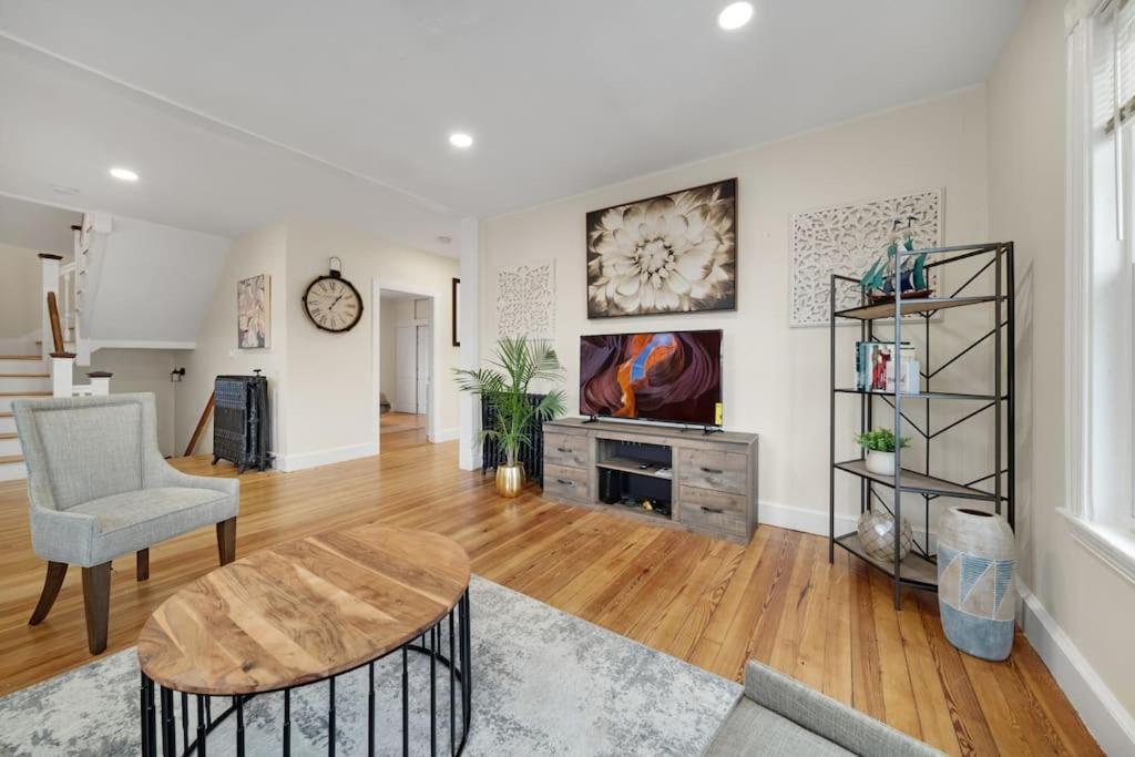 בוסטון 5Br 2Bh Bright & Spacious Apt In Brighton חדר תמונה